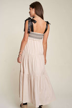 Load image into Gallery viewer, Keep it Chic Maxi Dress
