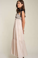 Load image into Gallery viewer, Keep it Chic Maxi Dress
