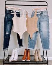 Load image into Gallery viewer, Stella High Rise Dark Jeans
