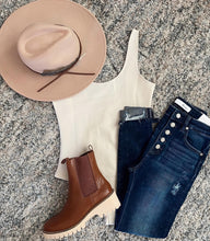 Load image into Gallery viewer, Stella High Rise Dark Jeans
